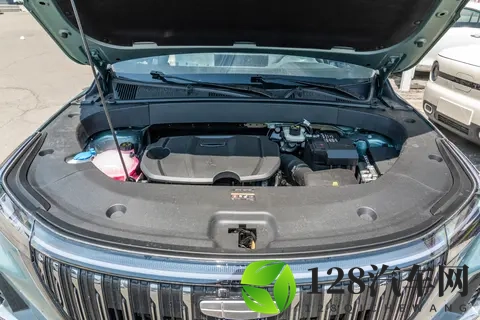 8万、13万、18万！三款闭眼入的SUV，动力猛油耗低家用自驾都完美-2