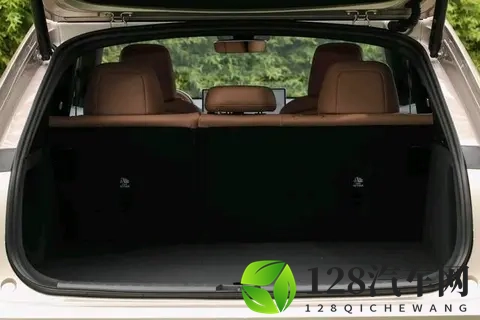 顶配1129万家轿，15T+7DCT+前后独立悬架-1