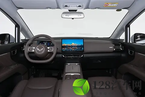 预售1068万,7座布局,配全景影像,星光730 PHEV家用合适吗?-1