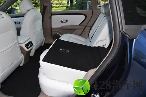 预售权益价1069万起,插混轿车日产N6将于12月上市-1