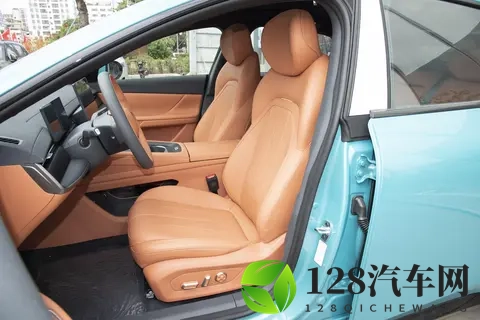 全系标配激光雷达+高通骁龙8295芯片，东风奕派eπ007+上市，香吗-3