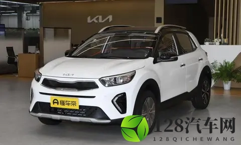 26款起亚奕跑上市：14L+CVT驾驶平顺，补贴后608万元起售-1