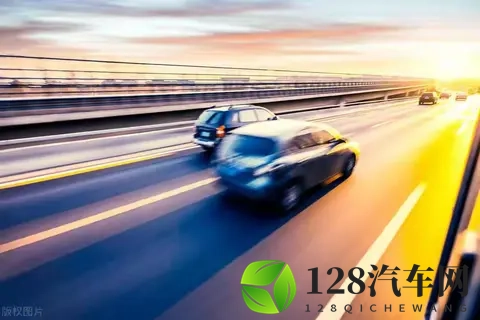 经历了1400公里的高速后，才知道开电车和油车的差别，都是真心话-1