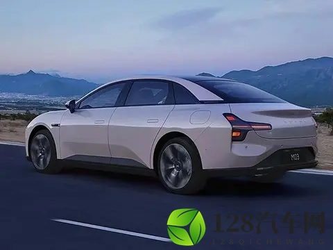 阿明说车侃赛：2026登场！小鹏MONA轿跑SUV曝光，12万起？-2