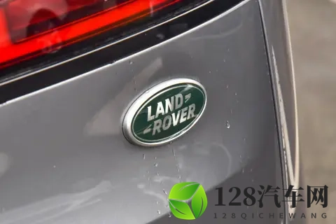 奇瑞风云X3L天门山测试受挫，护栏损毁致歉承诺修复-1