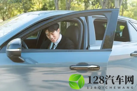 最高法为新规征求意见，“开门杀”责任到底咋定？有车一族必看！-2