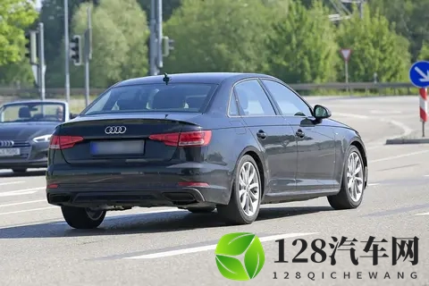 16万拿下奥迪A4L!55折奥迪香不香-3