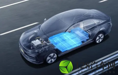 2026车船税新规：纯电0税，你的车多交几百？-2