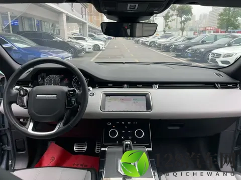 1398万,圆你豪华SUV梦——准新路虎揽胜极光-1