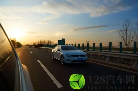 全新起亚Telluride亮相，起亚版揽胜？-1