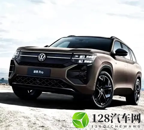 大众途昂Pro降价4万成焦点?智能配置升级背后藏着啥秘密-2