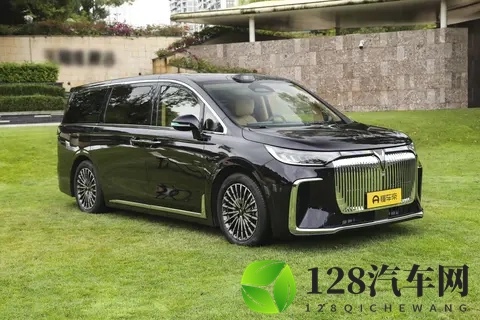 带娃出行还得看它！试驾26款岚图梦想家乾崑Ultra-1