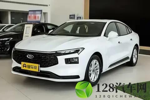 不到20万？这台合资中型车的性能比你想象的更狠-2