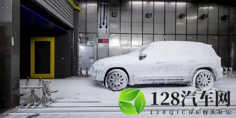 纯电GLB即将亮相：极寒测试通过，双排空间优化-3