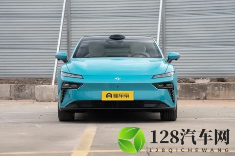 15 万级新能源轿跑新选项，Eπ007+ 能否打动你？-3