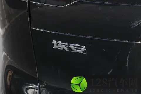 试驾广汽埃安AION i60，增程车到底该怎么选-3