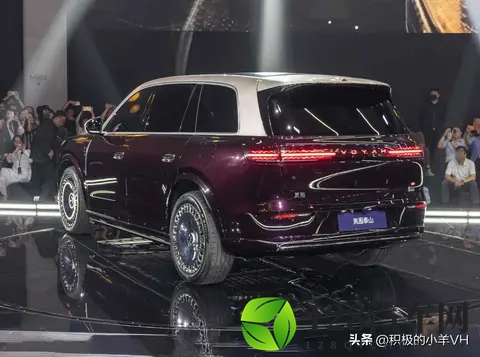 岚图泰山来了，华为技术上车，家庭用户要换车了-3