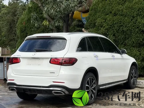 20万拿下准新奔驰GLC300L,体验豪华SUV的魅力!-2