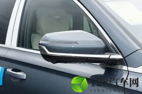 试驾星越L，20T+8155芯片，安全配置拉满，家用SUV新标杆-2