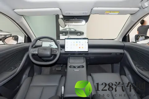 1099万元起!东风日产N6开启预售,纯电续航达180km-1