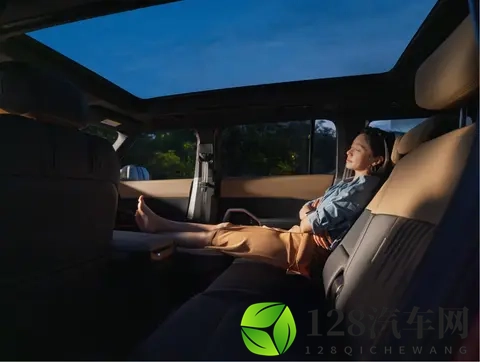 新车  纯电+增程_竞争方程豹豹5？福特智趣烈马11月18日开启预售-1