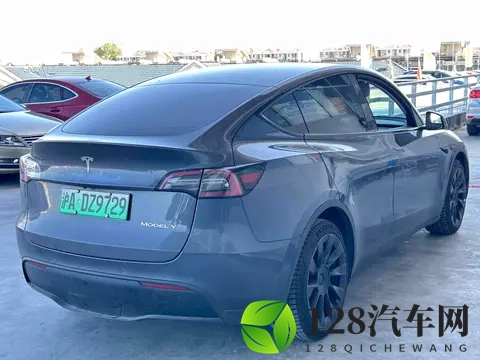 13万公里，21年Model Y长续航，138万还香吗？-1
