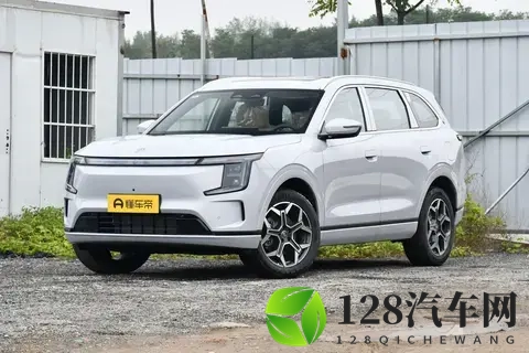 开了捷途山海L7 PLUS，才发现国产车越来越懂普通家用需求-1