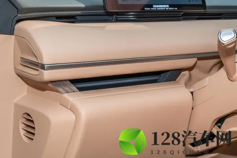 新纪元ET试驾：1898万起售，11月购车权益很给力！-1