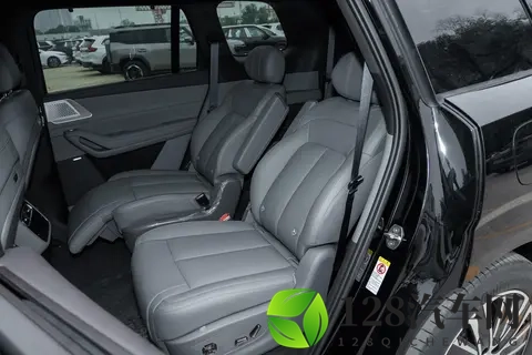 指导价2998万起，标配双腔空悬+主动转向，腾势N8L DM购车手册-1