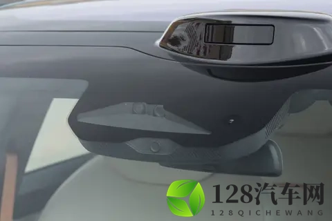 15万级无对手？东风奕派eπ007+试驾，智美超能轿跑竟能这么卷​-3