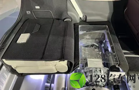 小鹏开启增程转向，X9超级增程加入大电池增程竞争-1