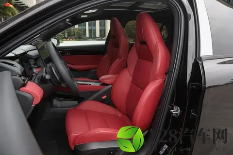 安全就看领克!第三代领克03智能全维升级,兼顾动力和燃油经济性-2