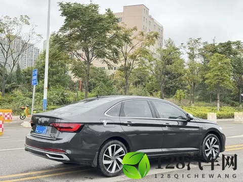 10万多拿下准新一手速腾，家用代步真香！-1