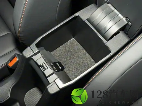 2026款广汽丰田锋兰达稳重、大气，配置丰富，驾驶辅助系统完善-3