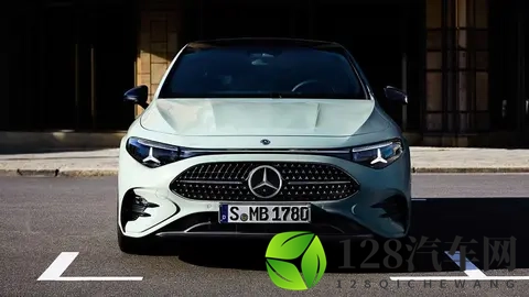 奔驰CLA欧洲也正式开卖了，不同的是，可加油，可充电？-3