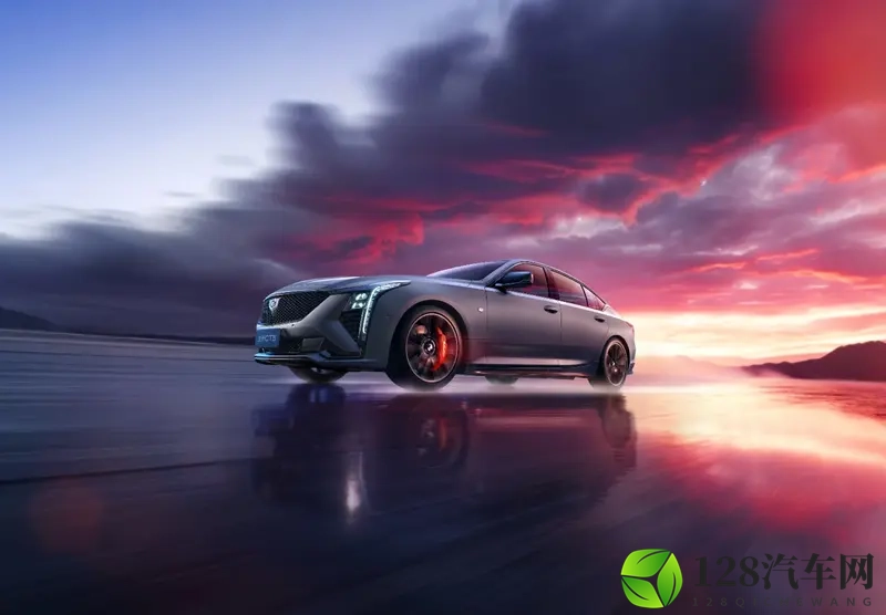 凯迪拉克CT5“满改出厂”亮相广州车展 助力性能车市场-1