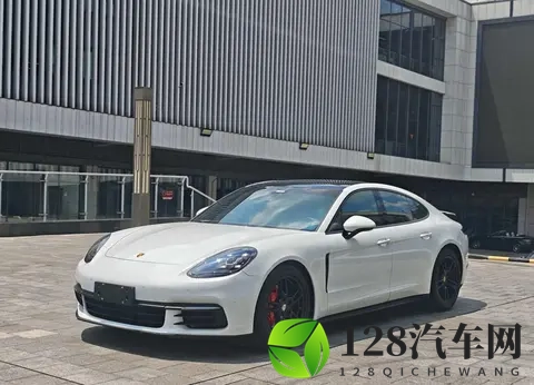 开了6年，7万公里的保时捷Panamera，这价格香不香？-3