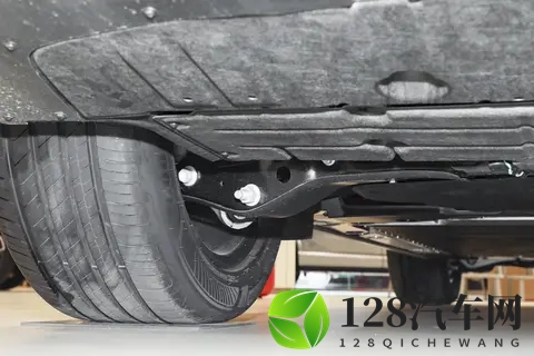 20万级纯电SUV选购攻略，乐道L90凭啥这么火？-2