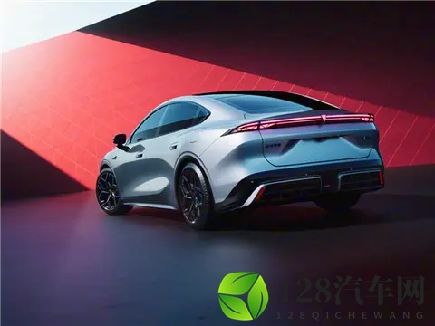 燃油车真要成过去式?中国10月数据给出颠覆性答案-2