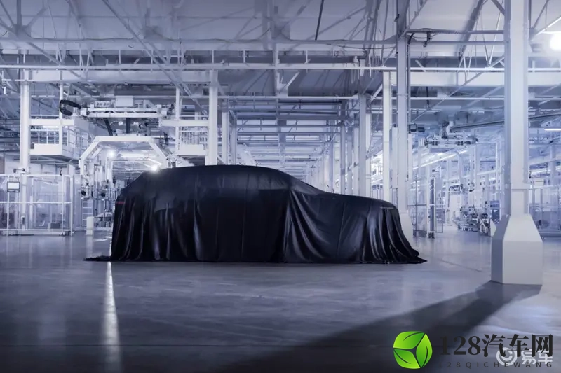 宾利Beyond100+战略更新，首款纯电SUV明年亮相-1