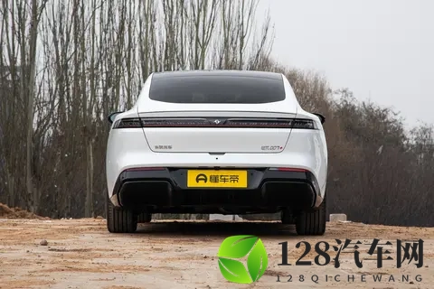 15 万级车该有的样子，东风奕派 eπ007 + 是个好选择-3