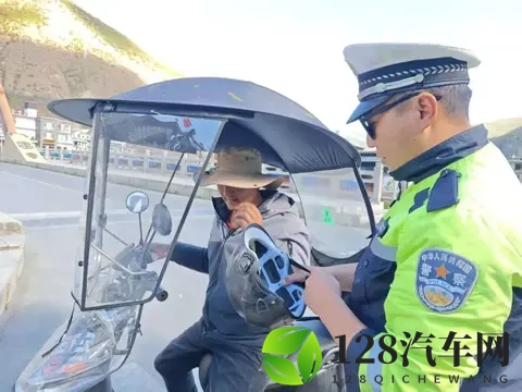 12月1日起,电动车、摩托车、三轮车上路“2要3不要”,车主注意-1