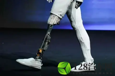 X9增程装发动机换小电池价格还不便宜，小鹏真的是在开倒车？-1