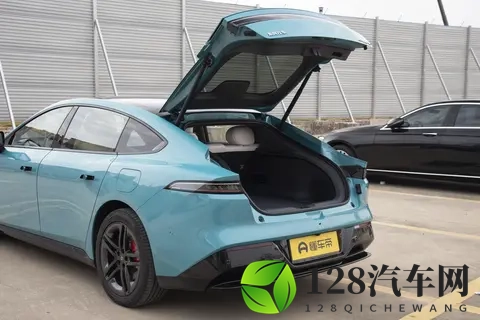 15 万级新能源轿跑新选项，Eπ007+ 能否打动你？-2