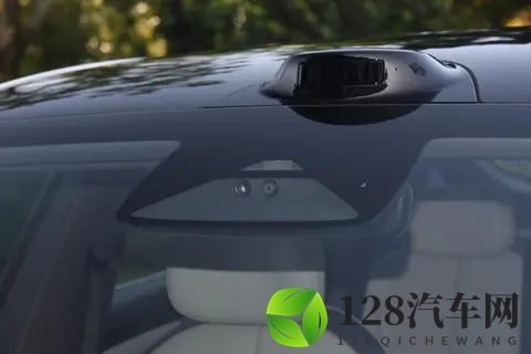 G700环塔版售价3349万起，采用赛事车漆、黑熊轮胎-1