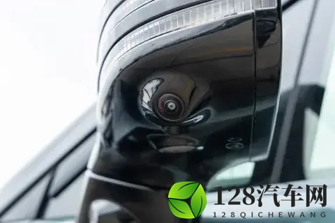 腾势N8L DM：52米车长+3米轴距，全家出游不用愁！-2