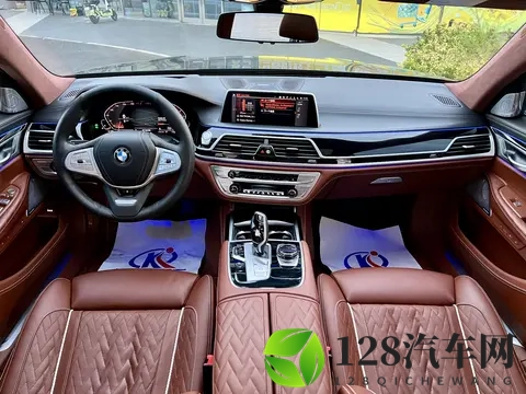 20年上牌宝马740Li，8万公里，40多万拿下行政级座驾？-2