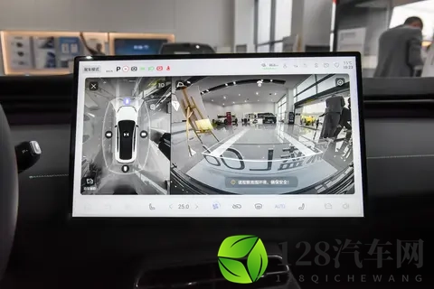 深蓝L06体验：磁流变悬架下放，15万级配置拉满？-2