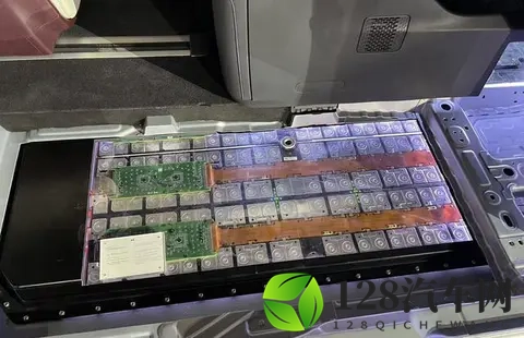 小鹏开启增程转向，X9超级增程加入大电池增程竞争-2