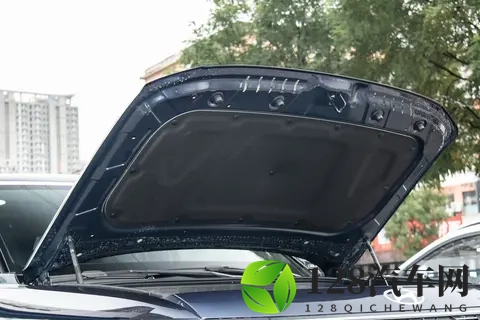 帕里斯帝：27 万多带按摩座椅，续航能跑 1000 公里-2